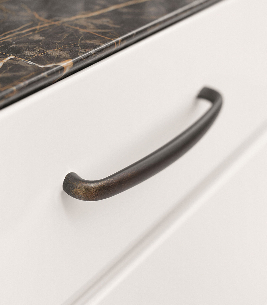 Möbelgriffe aus Zinkdruckguss - BULL