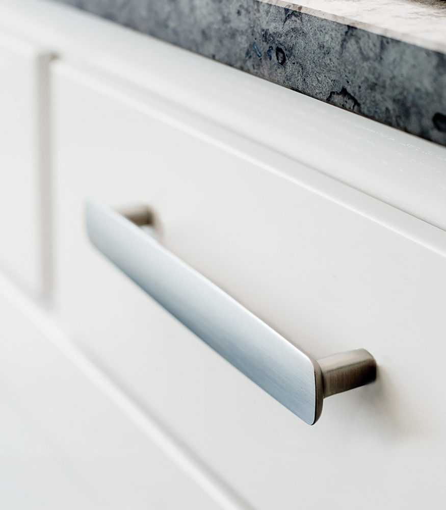 Möbelgriffe aus Zinkdruckguss - CONUS